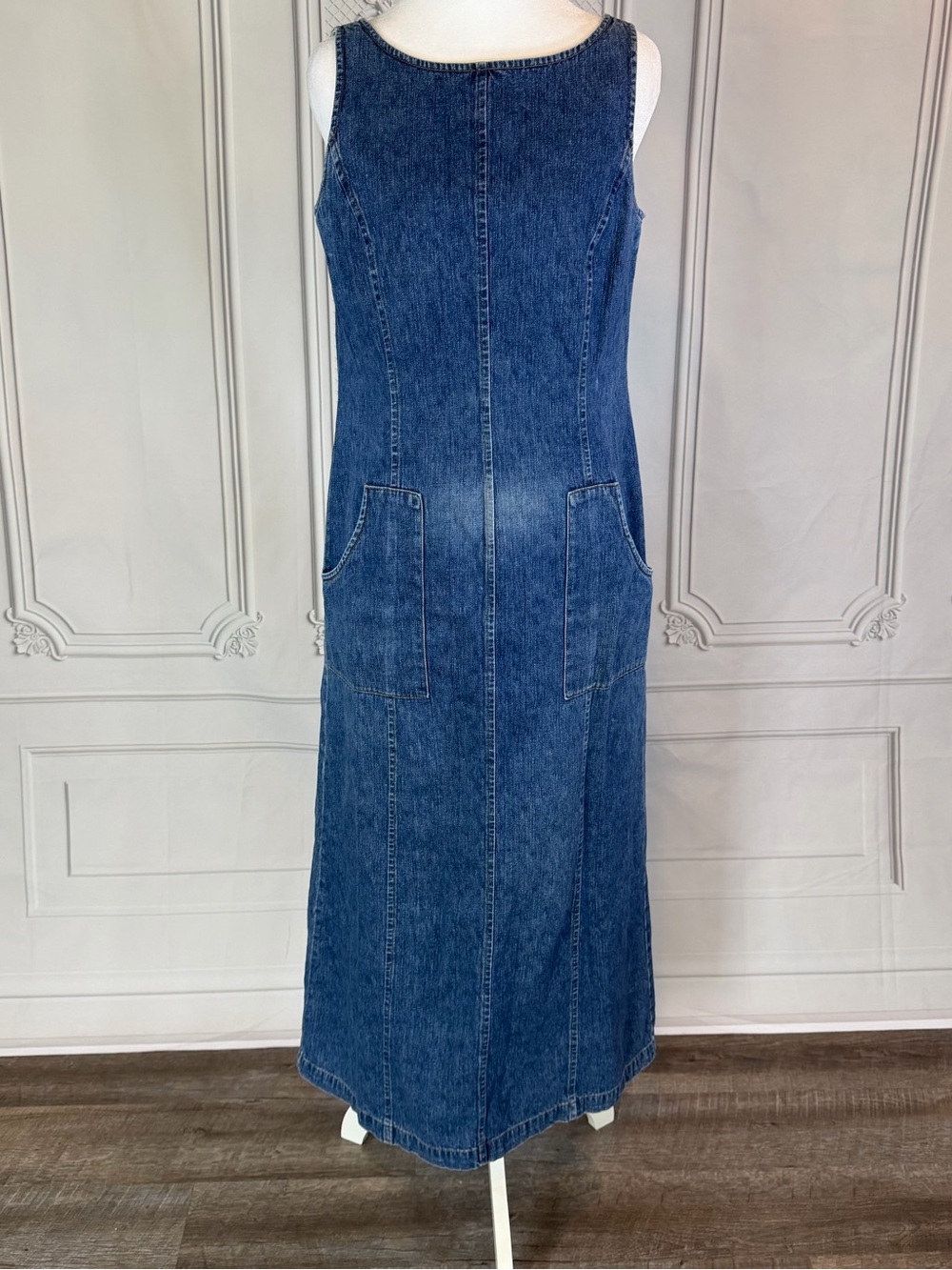 Laura Ashley Denim Maxi Jumper Dress Sleeveless Sz 8 Cottagecore Pockets VTG